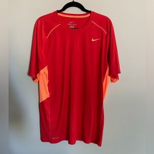 Large Nike Men’s Shirt